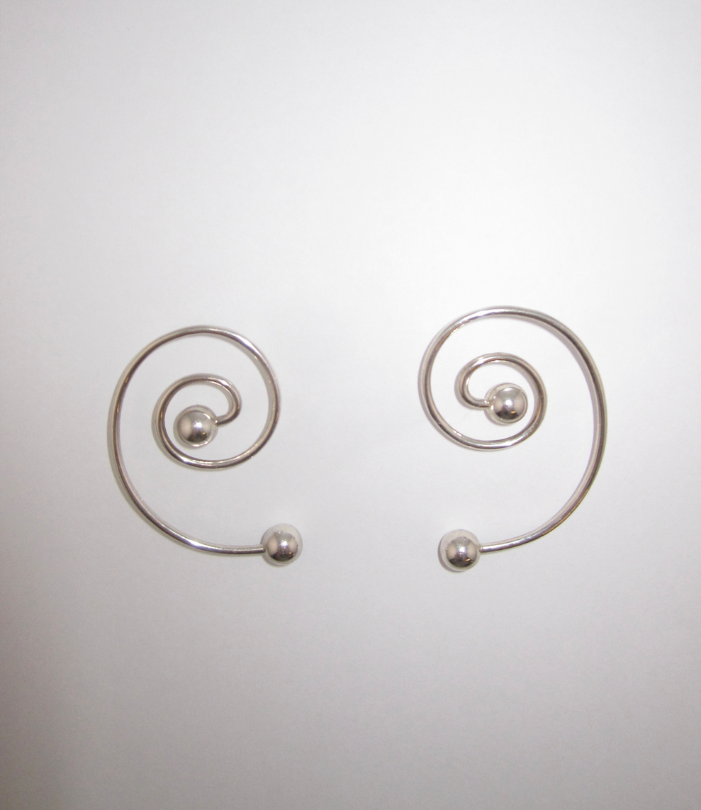 Vinea Earring