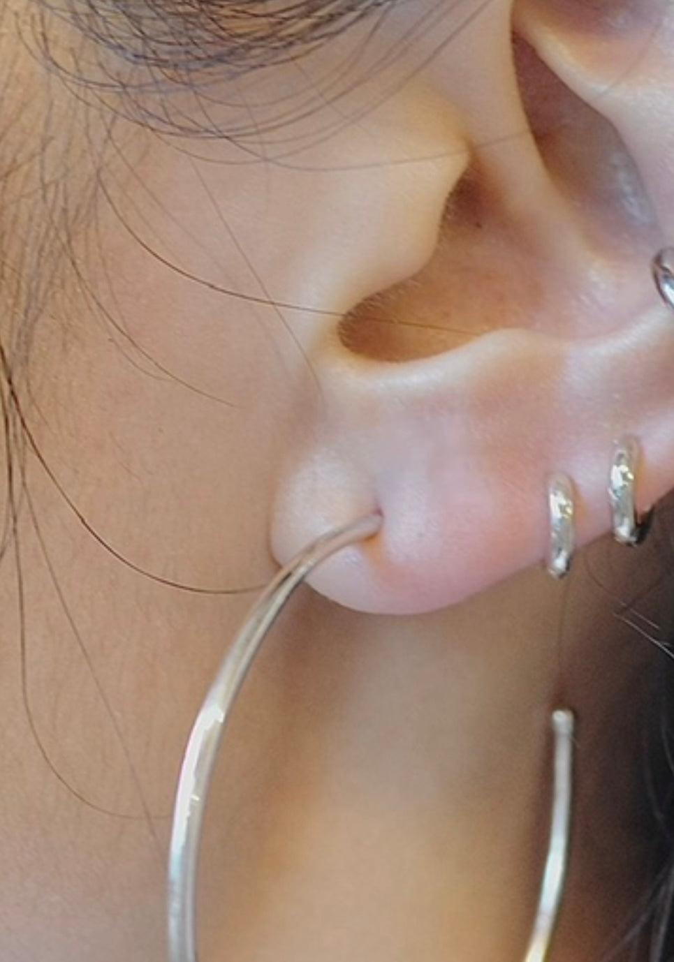 Huggie Hoops